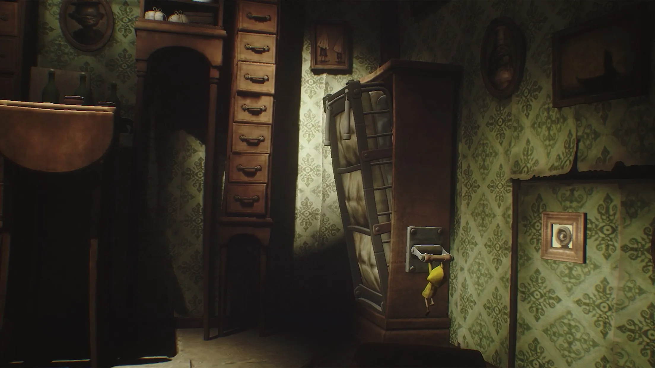 What Is Little Nightmares APK?